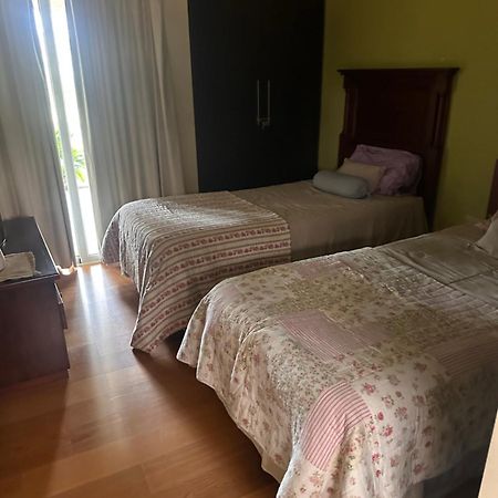 וילה איינדה Casa 6 A Malibu 3Km Del Aeropuerto Podes Dejar Tu Auto מראה חיצוני תמונה