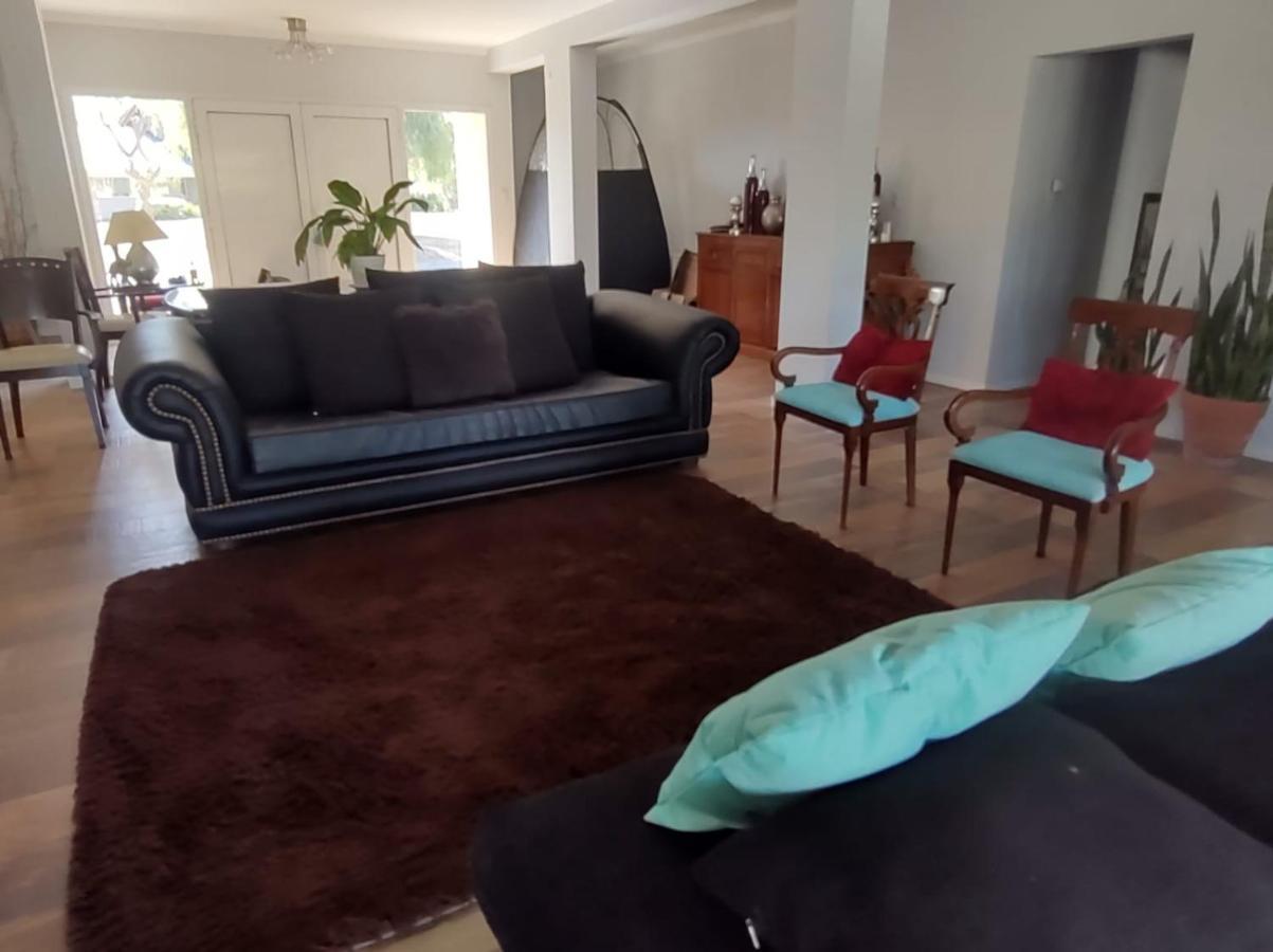וילה איינדה Casa 6 A Malibu 3Km Del Aeropuerto Podes Dejar Tu Auto מראה חיצוני תמונה