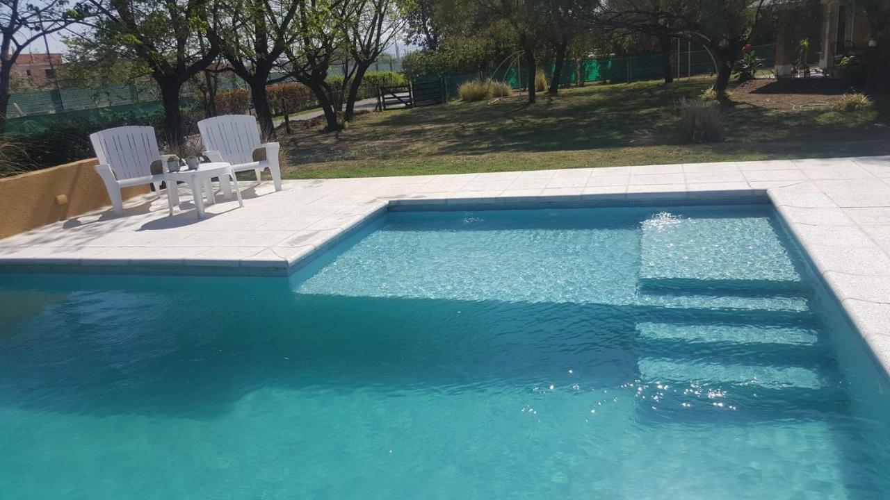 וילה איינדה Casa 6 A Malibu 3Km Del Aeropuerto Podes Dejar Tu Auto מראה חיצוני תמונה